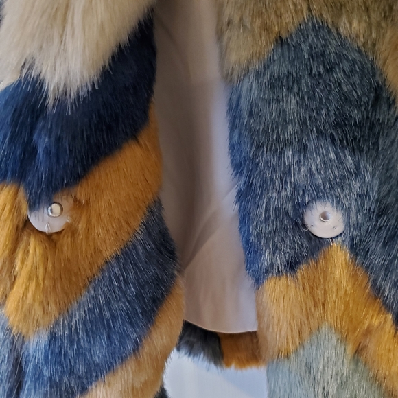 H&M Multi-color Faux Fur Coat - Picture 4 of 8